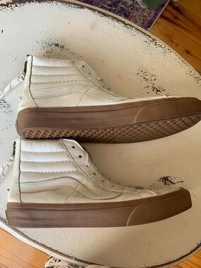 Vans Cream Leather high top Sneakers with Gum Sole